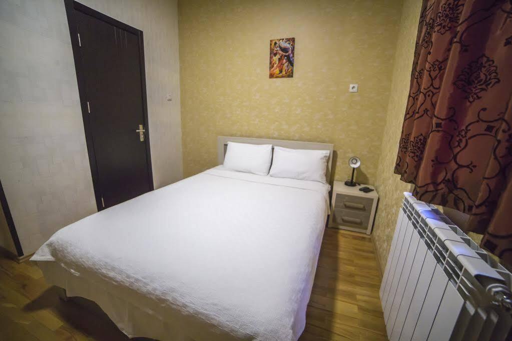 Hirmas Hotel Tbilisi Exteriör bild